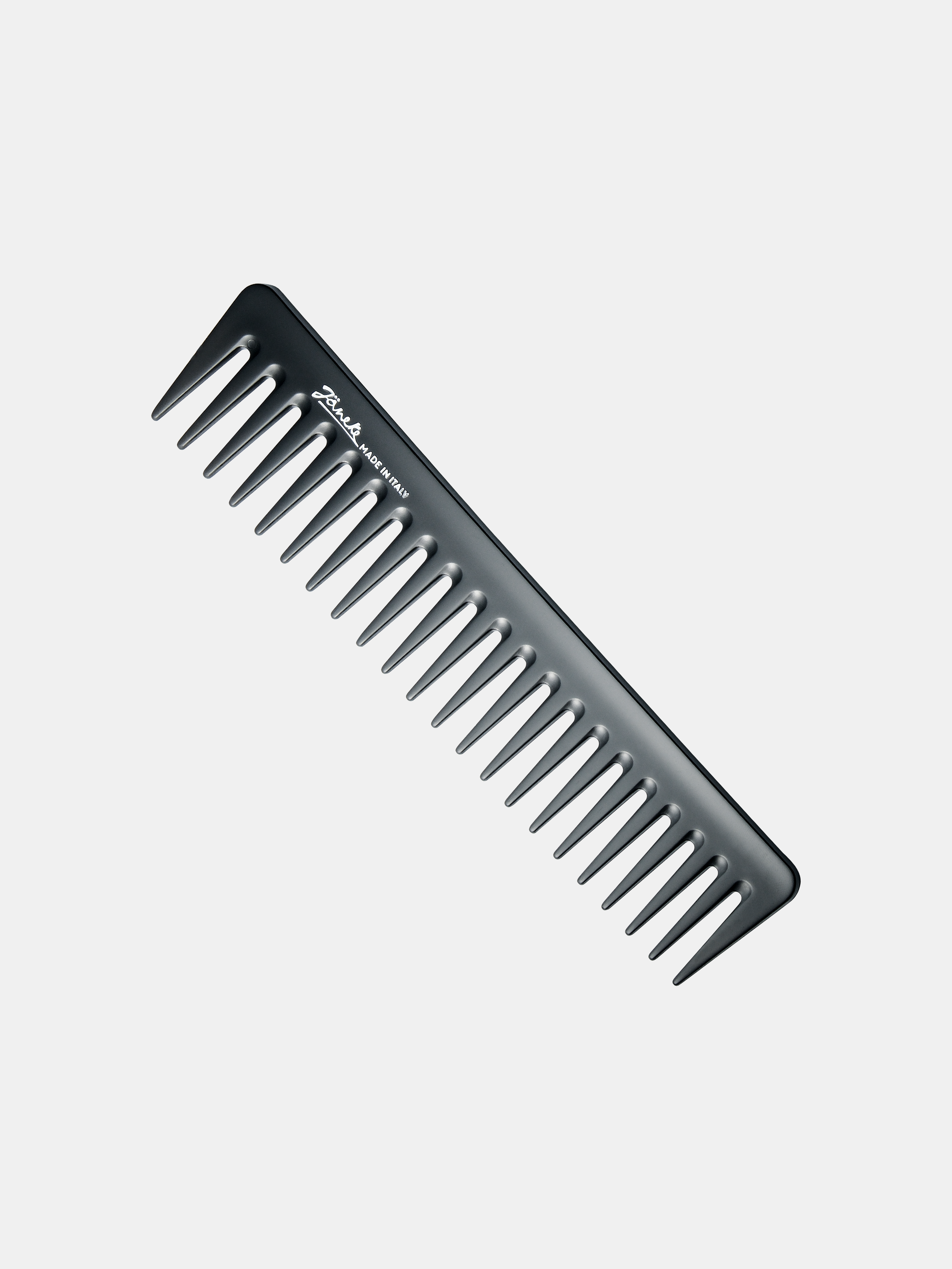 Supercomb in Black